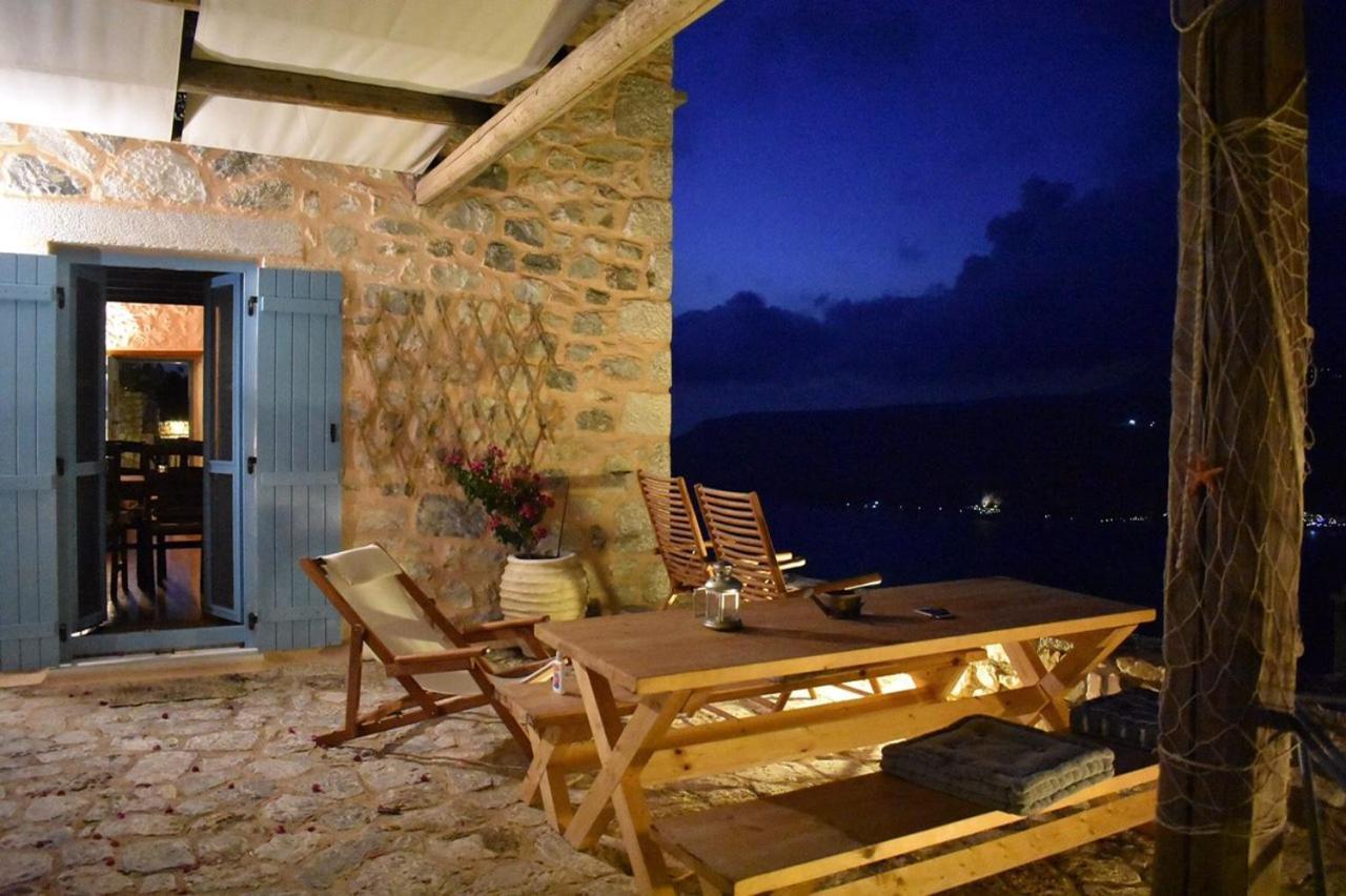 Villa Smaragda Limeni Ngoại thất bức ảnh