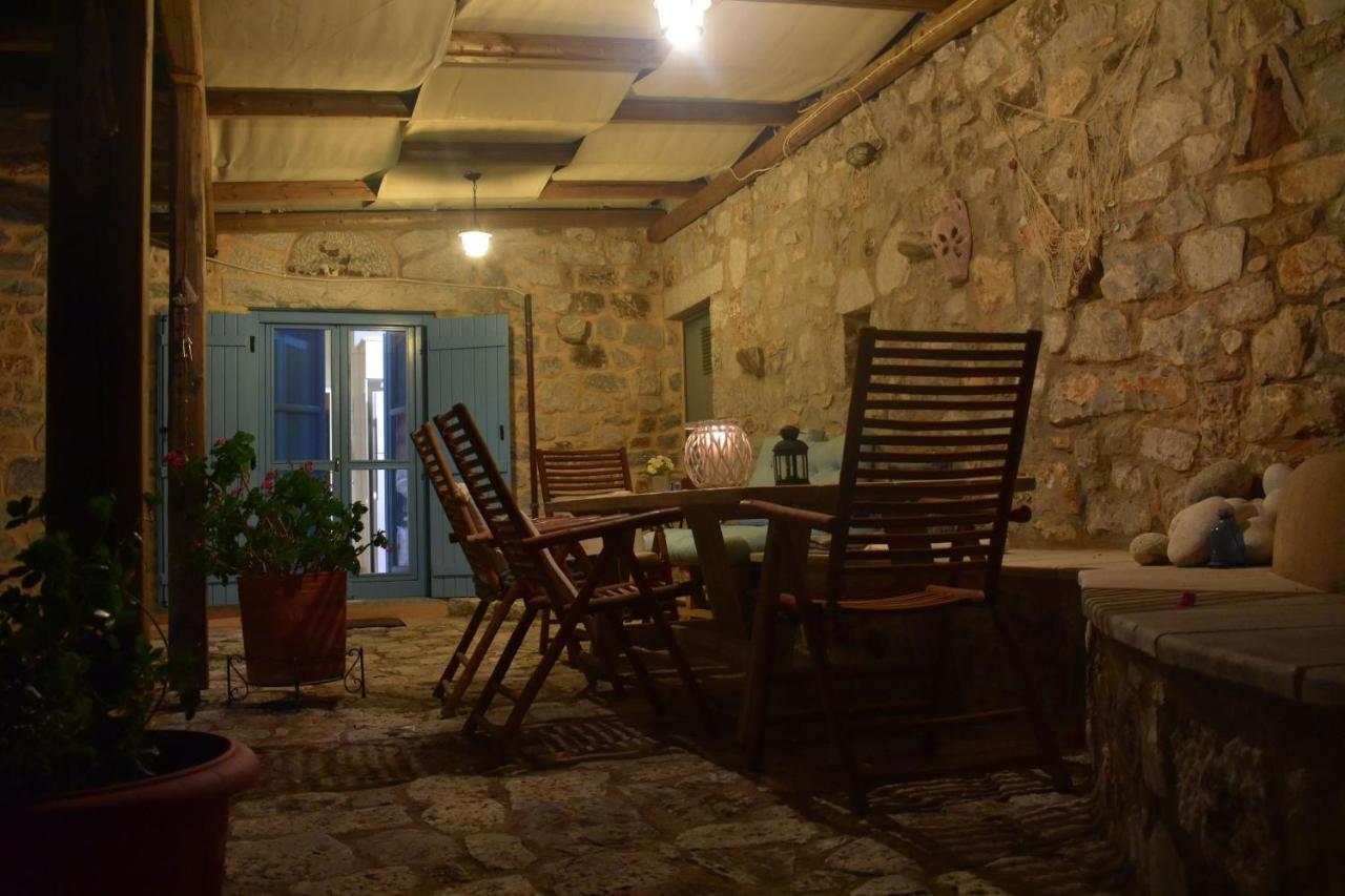 Villa Smaragda Limeni Ngoại thất bức ảnh