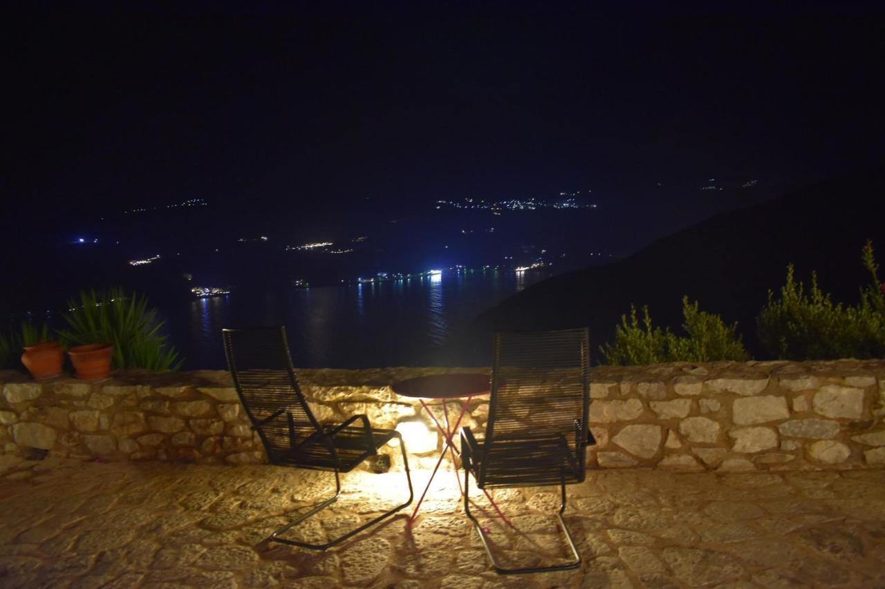 Villa Smaragda Limeni Ngoại thất bức ảnh